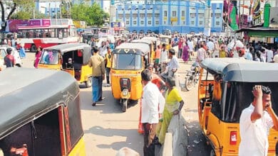 حیدرآباد میں آٹوڈرائیورس کی ہڑتال، عوام اور اسکولی طلبہ پریشان