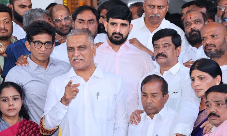 فون ٹیپنگ کیس: تلنگانہ کے سابق وزیر ہریش راؤ سے ایس آئی ٹی کی پوچھ گچھ