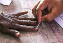 مہاراشٹر میں اپوزیشن نے ضلع پریشد اور پنچایت سمیتی انتخابات کے لیے بیلٹ پیپر سے ووٹنگ کا کیا مطالبہ