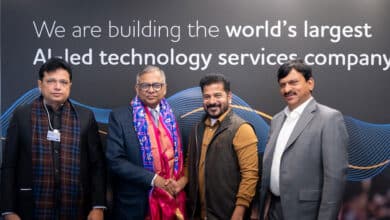 ڈاوس میں تلنگانہ پویلین پر وزیراعلی کی کارپوریٹ نمائندوں اورسرمایہ کاروں سے ملاقات