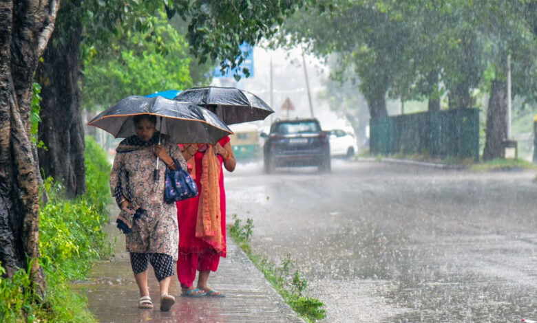 پنجاب اور چنڈی گڑھ میں بارش سے موسم بدلا، سردی میں ہوا نمایاں اضافہ