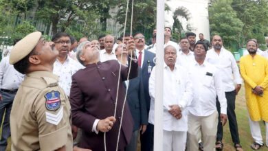 تلنگانہ اسمبلی میں یوم جمہوریہ تقریب۔ اسپیکر نے قومی پرچم لہرایا