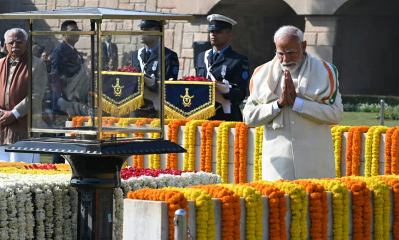 وزیراعظم نے شہید دیوس پر مہاتما گاندھی کو خراجِ عقیدت پیش کیا