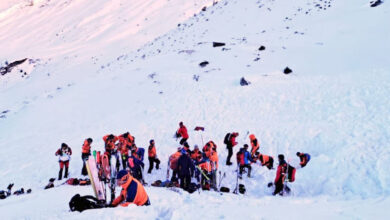 اخبار نے اس حادثہ کے بعد اس دن کو "بلیک سٹرڈے" قراردیتے ہوئے کہا کہ ہفتے کی دو پہر سٹائریا کے پسٹروالڈ علاقے میں برفانی تودہ گرنے سے تین افراد ہلاک ہو گئے۔