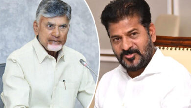 چندرابابو کو ریونت ریڈی کے ہاتھوں تقررنامہ، انتہائی دلچسپ اور خوشگوار واقعہ،تمام ہنسنے پرمجبور