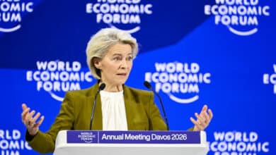 محترمہ لیین نے منگل کے روز داووس میں عالمی اقتصادی فورم (ڈبلیو ای ایف) سے خطاب کرتے ہوئے کہا کہ داووس کے بعد آئندہ ہفتے کے اختتام پر وہ ہندوستان کا دورہ کریں گی،