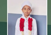 محمد اویس حسین کا تکمیل حفظ قرآن پر دستاربندی وعطائے خلعت