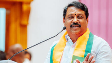 وزیر اعظم کے دورے کی تیاریوں پر ایک جائزہ میٹنگ کی صدارت کرتے ہوئے، مسٹر ناگیندرن نے کہا کہ مسٹر مودی دوپہر میں ایک بڑی ریلی سے خطاب کریں گے،