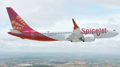 نئی پرواز متحدہ عرب امارات (یو اے ای) اور ہندوستان کے درمیان فضائی رابطے میں اضافہ کرے گی۔ دبئی کے بعد متحدہ عرب امارات میں یہ اس کی دوسری منزل ہوگی۔