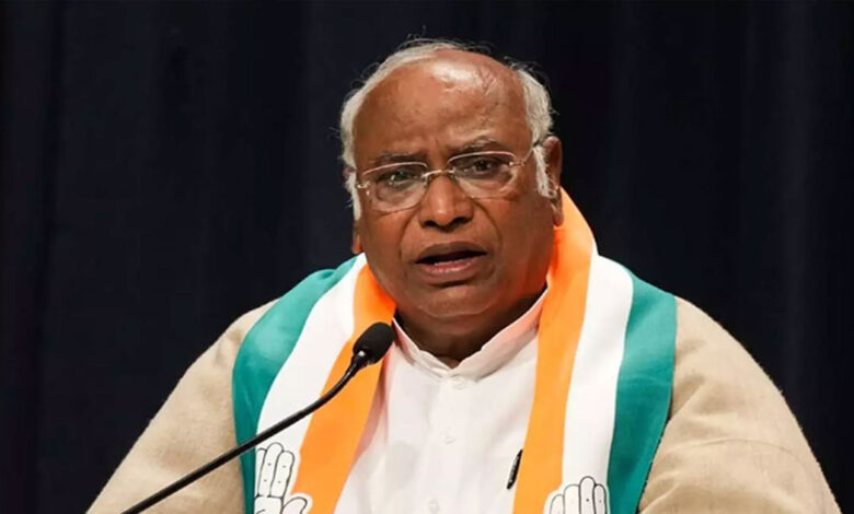 بلدی انتخابات میں کانگریس کی کامیابی، کھرگے کا خیرمقدم