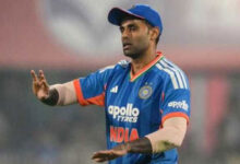 ٹیم کی بہترین کارکردگی نے سیمی فائنل تک رسائی کی امیدیں برقرار رکھیں: سوریہ کمار