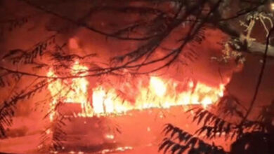 مغربی دہلی کے وکاس پوری علاقے میں بس میں لگی آگ، ایک شخص زندہ جل کر ہلاک