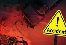 تیز رفتار کار بے قابو ہو کر سڑک کے کنارے نہر میں جا گری