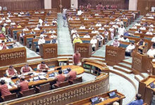 ہنگامہ آرائی کے باعث لوک سبھا کی کارروائی دوپہر 12 بجے تک ملتوی