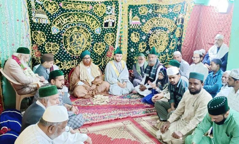 مصری گنج میں زیارتِ آثارِ مبارک و جشنِ ولادت سید ناغوث الاعظم دستگیرؒ، روحانی محفل کا شاندار انعقاد