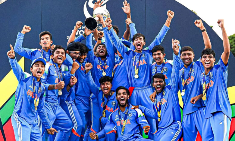 ویبھو سوریاونشی کی طوفانی اننگز، بھارت نے انگلینڈ کو ہرا کر چھٹا انڈر 19 ورلڈ کپ جیت لیا