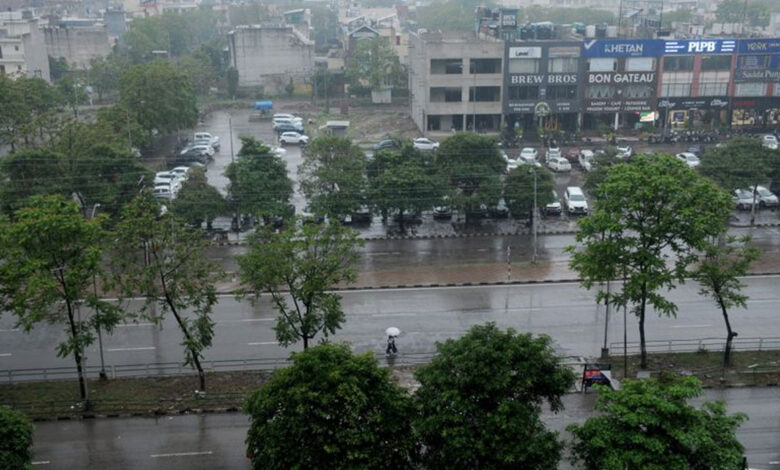 پنجاب اور چنڈی گڑھ میں طوفان اور تیز ہوائیں چلنے کا یلو الرٹ