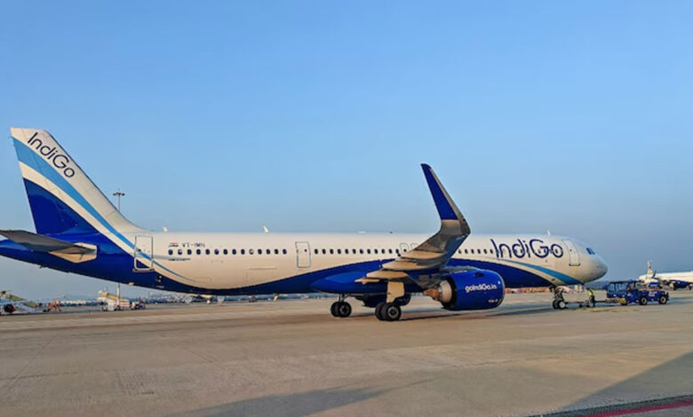 وشاکھاپٹنم سے آنے والے انڈیگو کے طیارے کا ایک انجن خراب، دہلی میں ہنگامی لینڈنگ