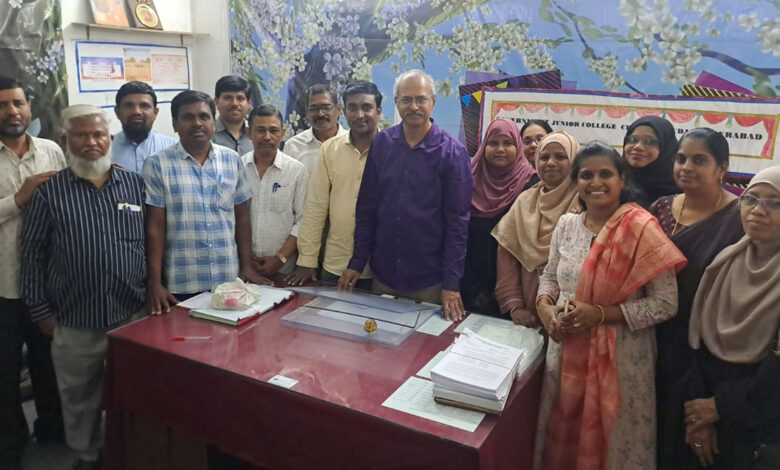 پرنسپل گورنمنٹ جونیر کالج چنچل گوڑہ جناب رمنا راو وظیفۂ حسنِ خدمت پر سبکدوش، شاندار وداعی تقریب کا انعقاد