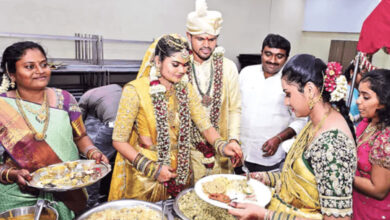 تلنگانہ کے ضلع نلگنڈہ میں ایک جوڑے کی روایتی اور ماحول دوست شادی نے تمام کے دل جیت لئے