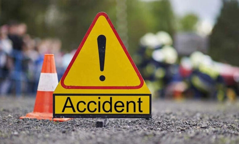 موٹر سائیکل ڈیوائیڈر سے ٹکرا گئی۔ دو نوجوان ہلاک