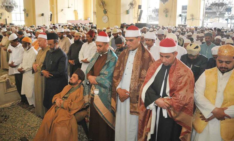  ماہ رمضان کے چوتھے جمعہ کا خشوع وخضوع کے ساتھ اہتمام۔ تاریخی مکہ مسجد میں سب سے بڑا اجتماع