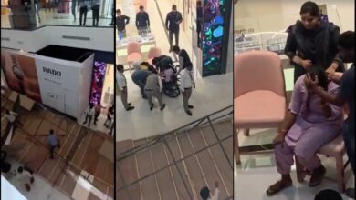 کُوکٹ پلی میں لیک شور مال کی چھت کا حصہ گرنے سے کئی افراد زخمی