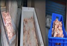 حیدرآباد کے پارسی گوٹہ علاقے میں ایون فریش چکن شاپ پر سکندرآباد ٹاسک فورس اور جی ایچ ایم سی حکام کی مشترکہ کارروائی