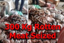 منگل ہاٹ میں غیر صحت بخش اور پرانا گوشت فروخت کرنے والا گرفتار، 300 کلو سڑا ہوا گوشت ضبط