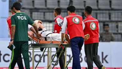 پاکستان نے بنگلا دیش کے خلاف ٹاس جیت کر فیلڈنگ کا فیصلہ ، حسن علی زخمی ہوگئے