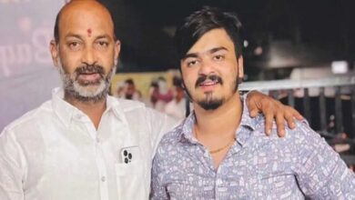 بنڈی سنجے کے بیٹے بھاگیرتھ کی خودسپردگی