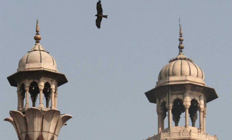 تاریخی مسجدوں کے تقدس کی پامالی پر مجلس مشاورت کو تشویش