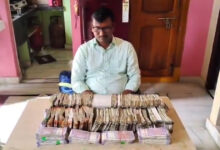 پداپلی میں میونسپل اسسٹنٹ انجینئر رشوت لیتے ہوئے گرفتار، گھر سے 32 لاکھ سے زائد نقد رقم برآمد