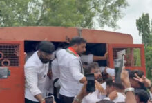 دہلی میں طلبہ پر مبینہ لاٹھی چارج اور راہول گاندھی کی گرفتاری کے خلاف کانگریس کا حیدرآباد میں زبردست احتجاج، فہیم قریشی سمیت کئی قائدین حراست میں
