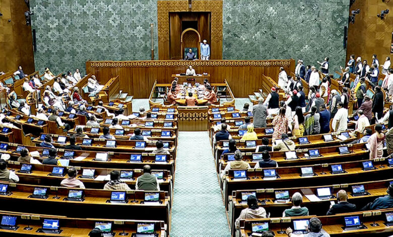 جنتر منتر پر طلباء کے مظاہرے پر پولیس کارروائی کےمعاملے پر لوک سبھا میں بحث کا مطالبہ