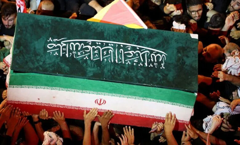 شہید آیت اللہ علی خامنہ ای روضہ حضرت امام رضا علیہ اسلام کے احاطے میں سپرد خاک