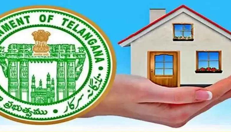 کم آمدنی والے افراد کیلئے اندراماں مکانات کی درخواستوں کا آغاز، پہلے ہی دن کلکٹریٹ میں بڑی بھیڑ