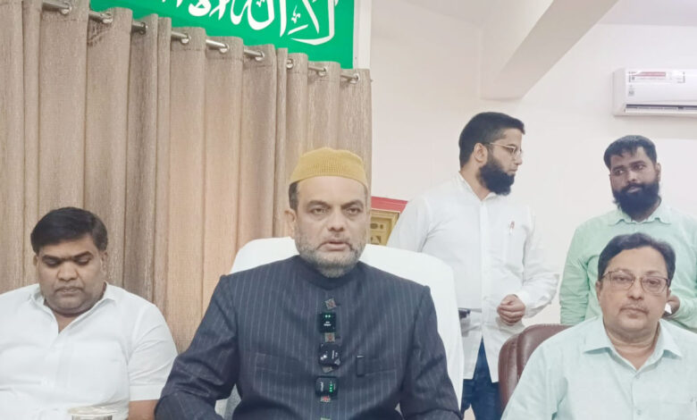 حج 2027کیلئے تلنگانہ میں نقائص سے پاک انتظامات کا عزم، عازمین کو بہترین سہولتیں فراہم کی جائیں گی: مولانا خسرو پاشاہ