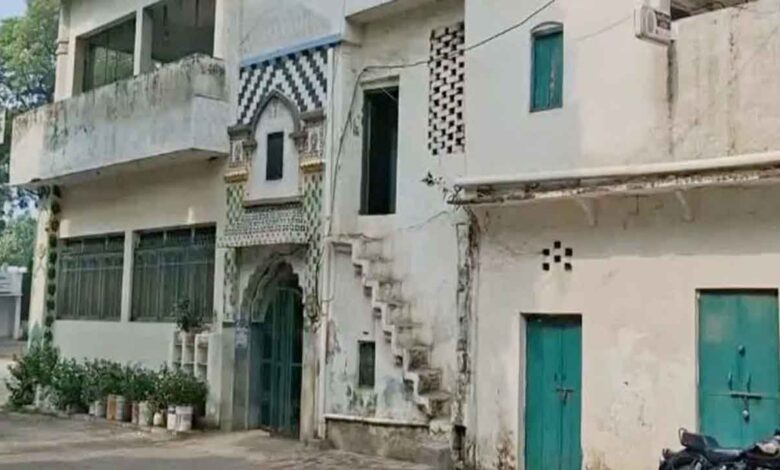 کلکٹریٹ احاطہ میں قائم مسجد غیر قانونی قرار، انہدام اور کروڑوں کے جرمانے کا حکم