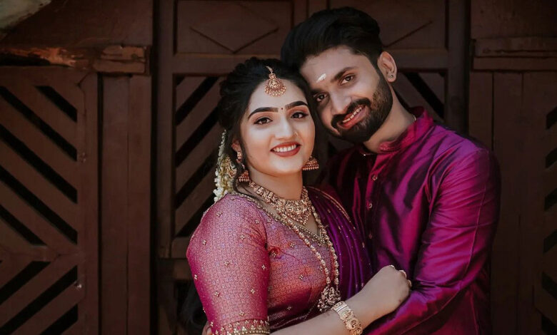 ’’مجھے اکھل نہیں، کنڈکٹر ہی چاہیے‘‘، شوہر کو چھوڑ کر بس کنڈکٹر کے ساتھ جانے والی سوشل میڈیا انفلوئنسر میگھا کا بیان