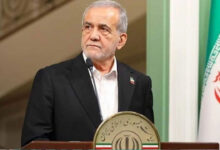 ایران کے صدر کا امریکہ کے ساتھ جنگ ختم کرنے پر زور، مذاکرات تعطل کا شکار