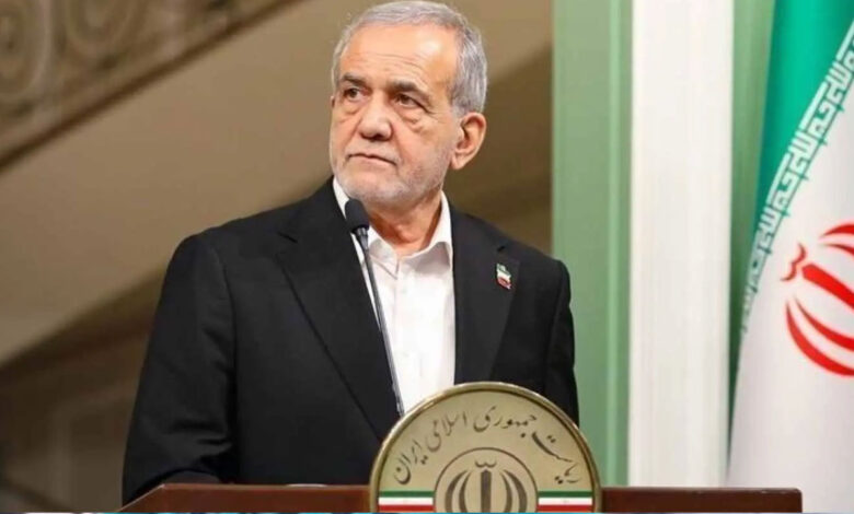 ایران کے صدر کا امریکہ کے ساتھ جنگ ختم کرنے پر زور، مذاکرات تعطل کا شکار