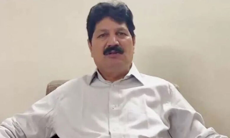 بھدراچلم کے ایم ایل اے تیلم وینکٹ راؤ کی کار کو حادثہ، پاتھنگی ٹول پلازہ کے قریب تیز رفتار لاری نے ٹکر ماری