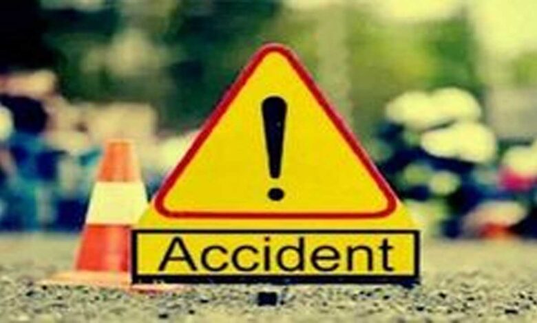 آندھرا پردیش میں دو سڑک حادثات میں چار افراد ہلاک