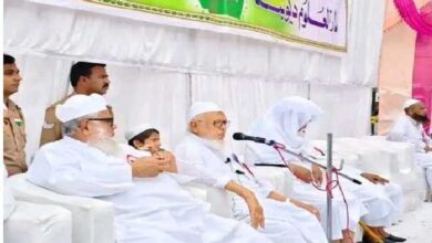 مسلمان دہشت گرد نہیں، مسلمانوں کو دہشت گرد کہنے والے اور نفرت پھیلانے والے دہشت گرد ہیں