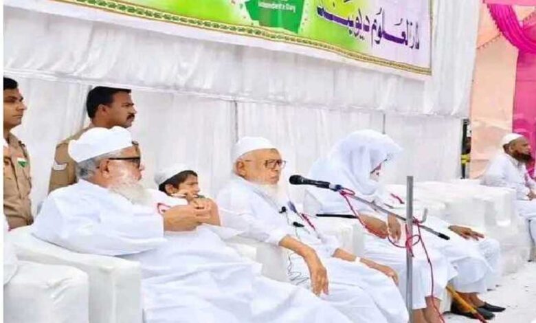 مسلمان دہشت گرد نہیں، مسلمانوں کو دہشت گرد کہنے والے اور نفرت پھیلانے والے دہشت گرد ہیں