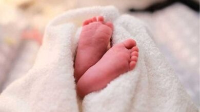 غربت یا سنگ دلی؟ والدین نے ڈیڑھ لاکھ میں بچہ فروخت کردیا