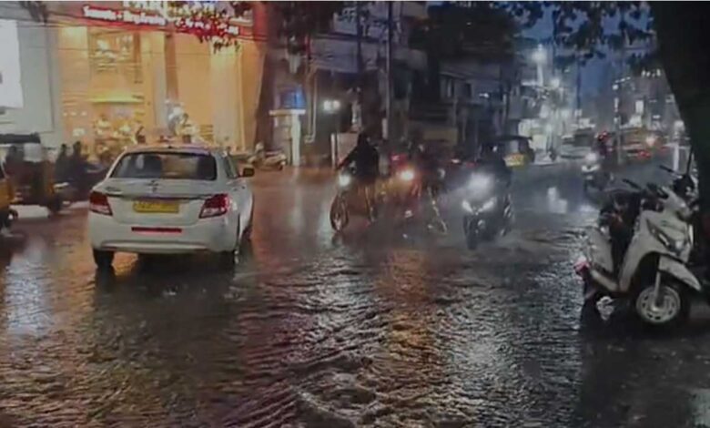 تلنگانہ میں آئندہ 24 گھنٹوں کے دوران گرج چمک، آسمانی بجلی اور تیز ہواؤں کا امکان: محکمہ موسمیات