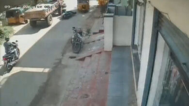 بدنگ پیٹ میں المناک سڑک حادثہ، ٹریکٹر کی زد میں آکر خاتون ہلاک