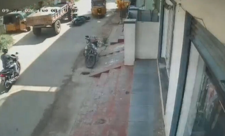بدنگ پیٹ میں المناک سڑک حادثہ، ٹریکٹر کی زد میں آکر خاتون ہلاک